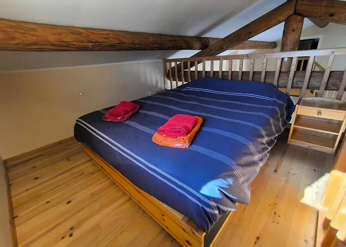 Le Puits Des Oliviers Holiday home Puimoisson