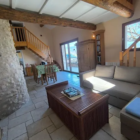 Le Puits Des Oliviers